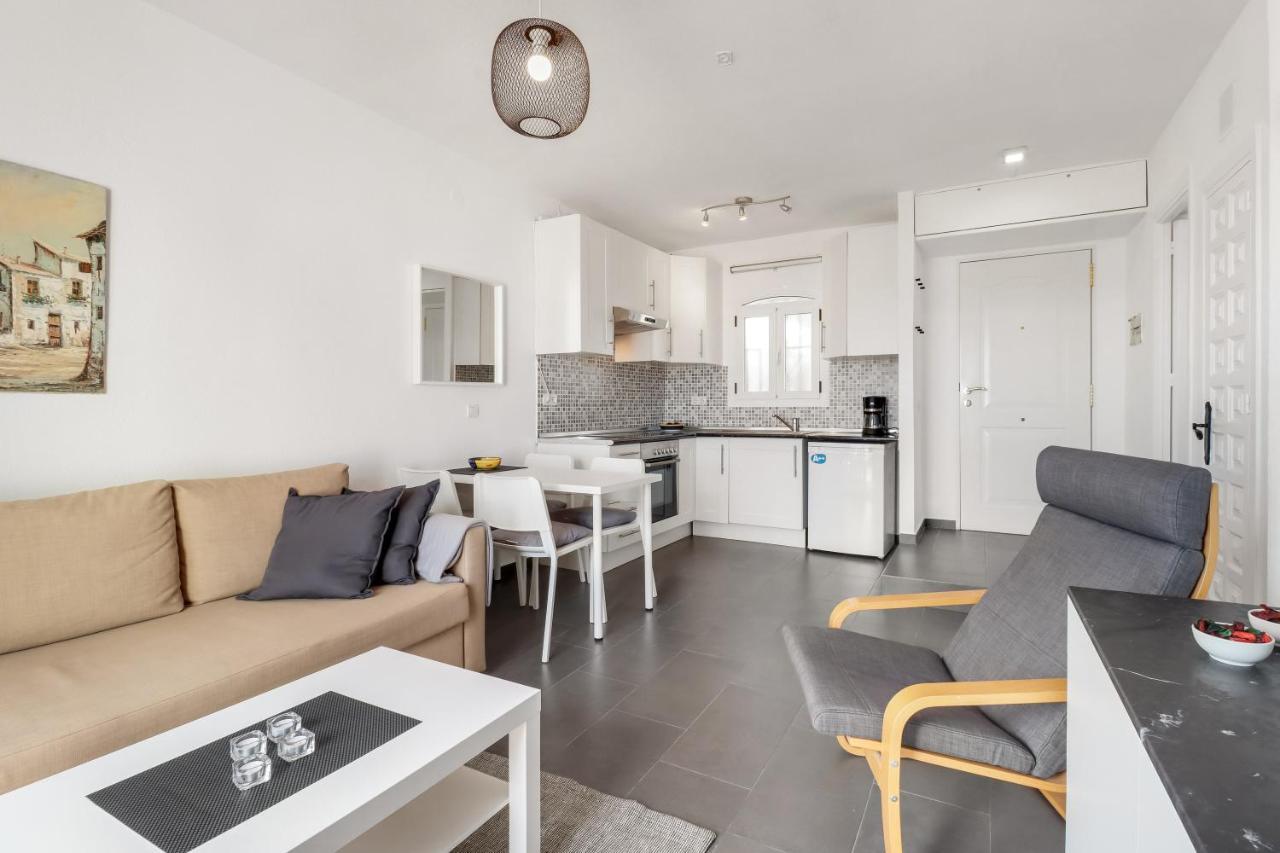 1 Bedroom In Verano Azul, Free Wi-Fi 네르하 외부 사진
