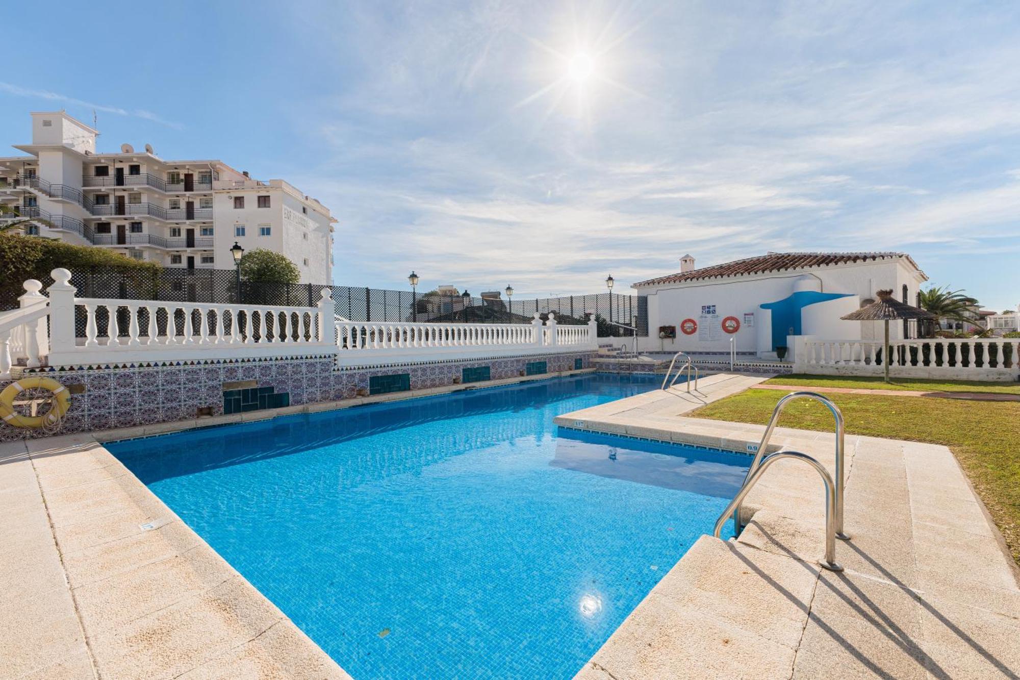 1 Bedroom In Verano Azul, Free Wi-Fi 네르하 외부 사진