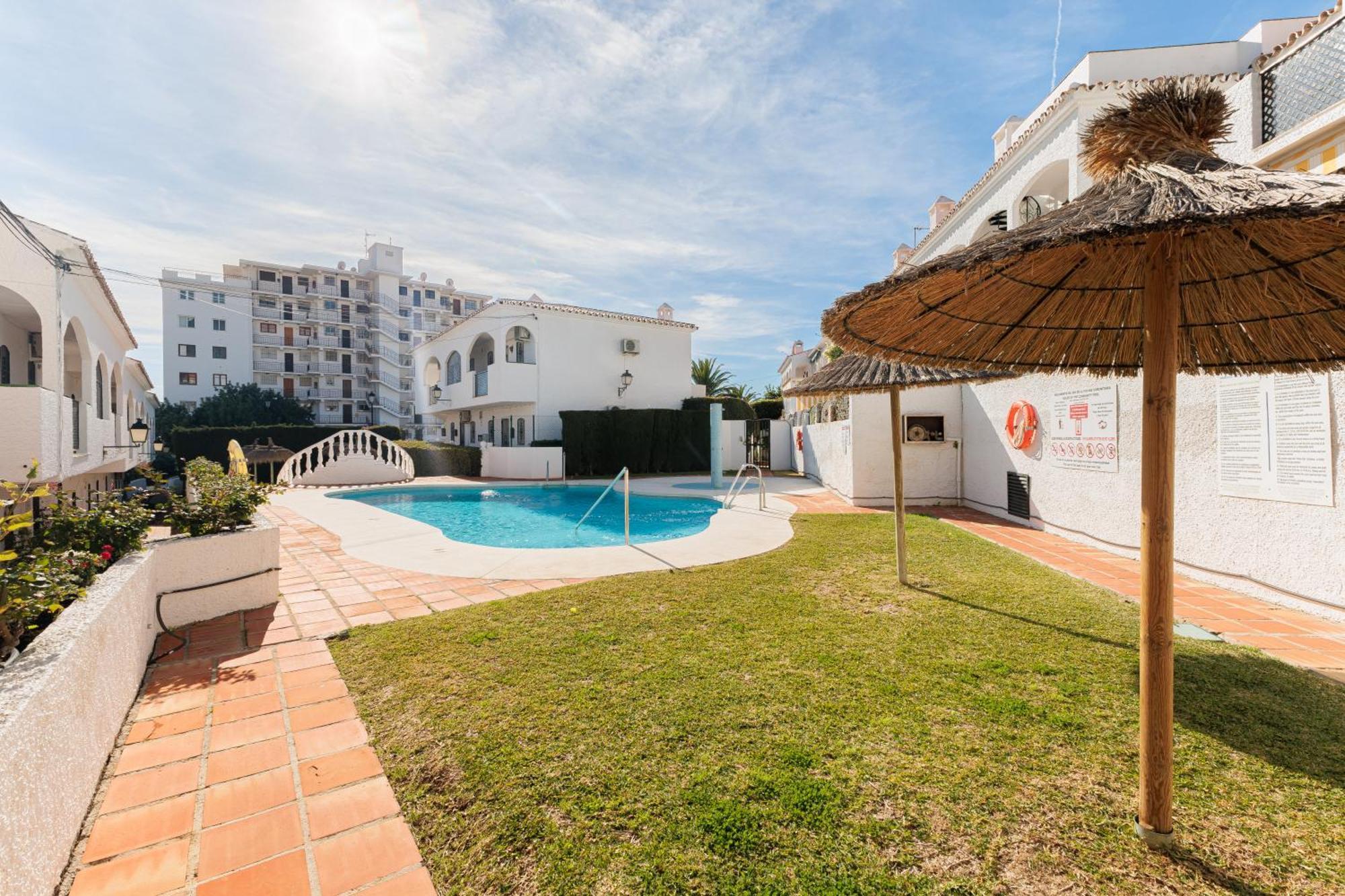 1 Bedroom In Verano Azul, Free Wi-Fi 네르하 외부 사진