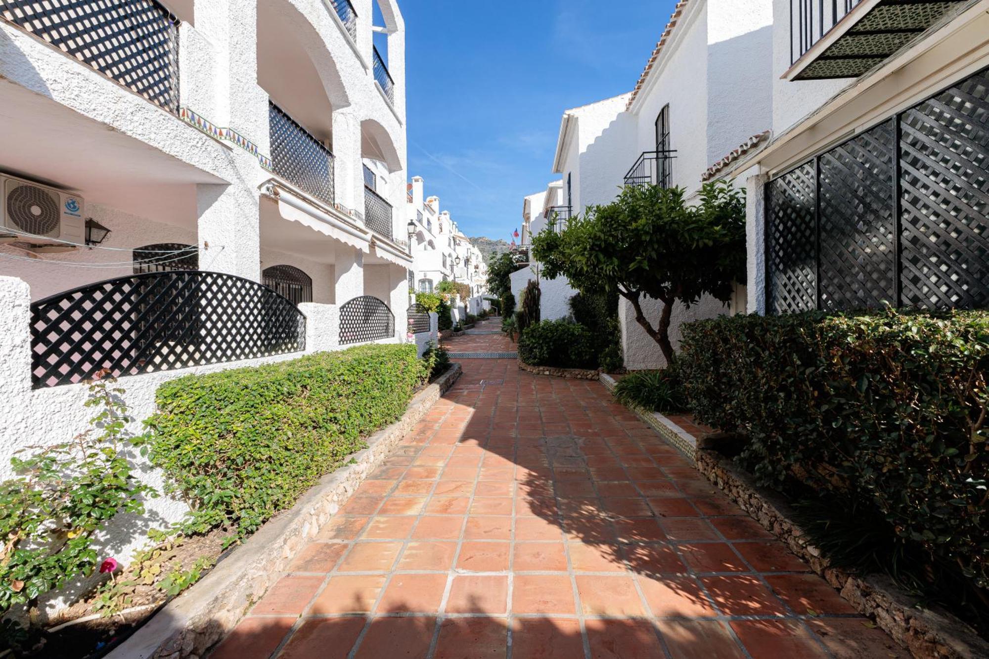1 Bedroom In Verano Azul, Free Wi-Fi 네르하 외부 사진